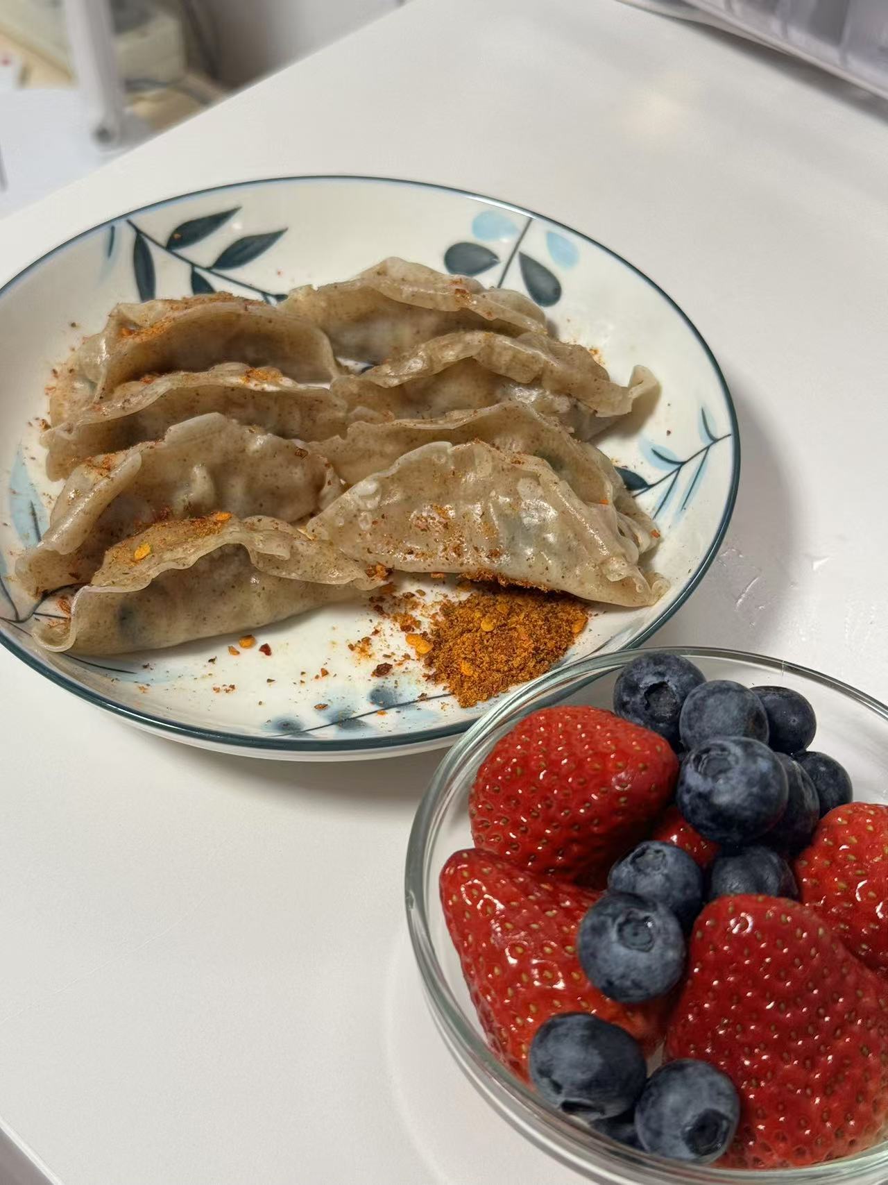 饺子蓝莓草莓
